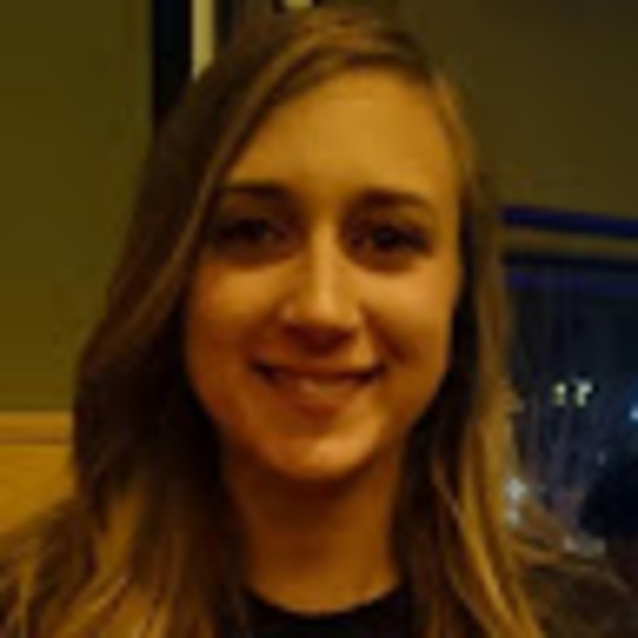 Meet your Posher, Anita - Picture 1 of 1